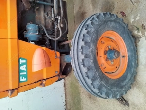 Vând tractor FIAT 550 - imagine 2