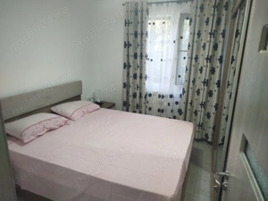 Vând apartament complet mobilat și utilat  - imagine 3