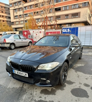 BMW F10 520d Pachet M, Navigatie, Lumini Ambientale, km reali, incalzire scaune, piele, faruri led - imagine 2