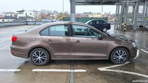 Volkswagen Jetta - imagine 3