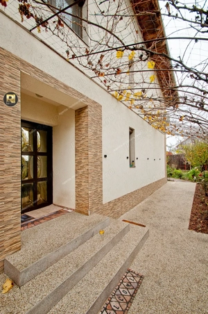 Vanzare Vila Moderna P+M, 6 camere, teren 1622 mp, in Galati, zona METRO - imagine 2