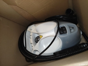 Aparat de curățare cu abur