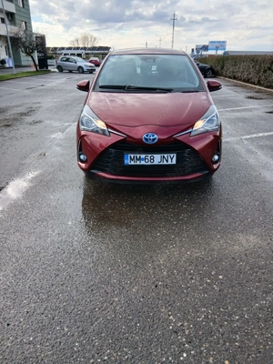 Vând TOYOYA YARIS HYBRID XP13M - Luna  An.2018  117.000 km  Preț 10.500 euro - imagine 8