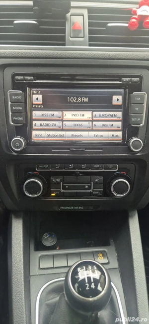 Volkswagen Jetta - imagine 9