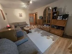 Reșița, apartament 4 camere, 98 mp, etj. 2, Govândari, zona Micro IV