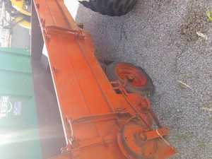 Remorca de inprastiat balegar