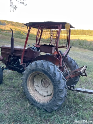 tractor u 445 cu plug si rarita  - imagine 2