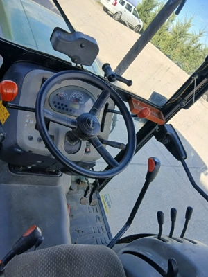 Tractor Claas Nexos 240 VL - imagine 5