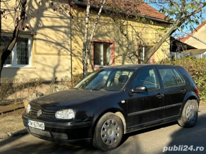 Volkswagen Golf 4 2002 1.6 Benzina 16V - imagine 2