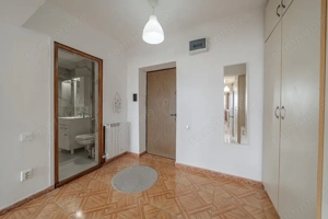 Garsoniera 42mp*Piata Alba Iulia*Mobilata-utilata*Baie moderna - imagine 3