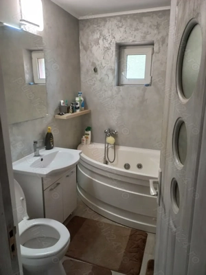 Schimb apartament 3 camere, transformat în 4, cu apartament 2 camere +diferența  - imagine 8