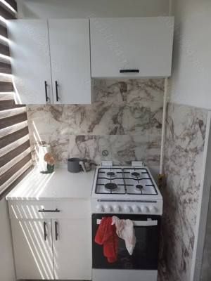 Schimb apartament 3 camere, transformat în 4, cu apartament 2 camere +diferența  - imagine 4