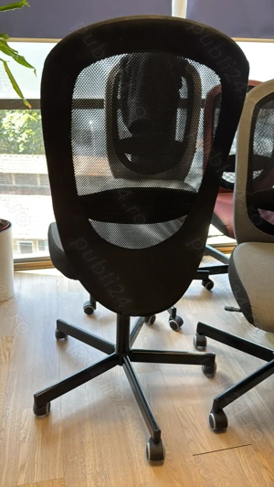 Scaune Ikea model FLINTANT