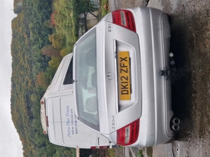 Dezmembrez sau Vand la pachet mercedes E 220 su C200  - imagine 9