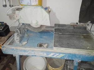 Mașina tăiat piatra,granit ,pavaj,cărămidă etc 