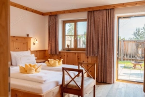 Complex 5 cabanute de inchiriat. Craciun Revelion Disponibila - imagine 4