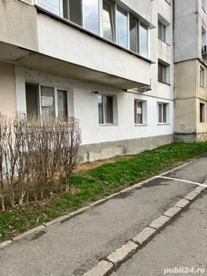 Vand apartament 3 camere decomandat 