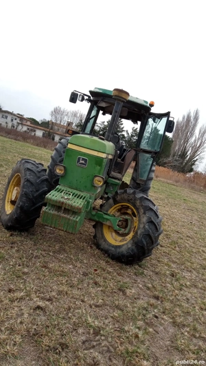 John Deere 3050