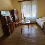 Resita, de vânzare casă, două corpuri, curte, zona centrală - imagine 13