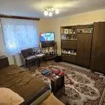 Resita, de vânzare casă, două corpuri, curte, zona centrală - imagine 5