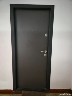 Vand 2 cam piata muncii