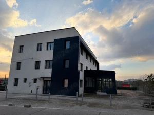 SMA OFFICE Închiriază clădire de birouri și spații comerciale  - imagine 2