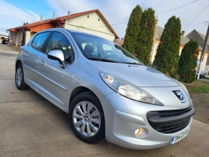 Peugeot 207 1.4 benzină 146000 km - imagine 8