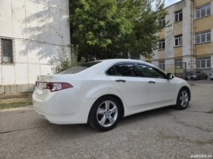 vând Honda accord 8, model executive  - imagine 5