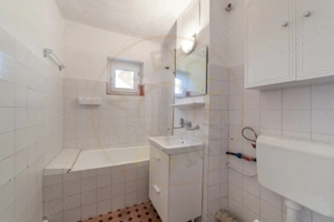 Mioveni, Robea, 2 camere, 50mp, decomandat - imagine 5