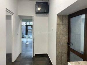 LUGOJ, DE INCHIRIAT – SPATIU COMERCIAL CENTRAL, 95 MP,  (LANGA POLITIE) - imagine 4