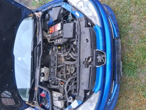 Dezmembrez sau dau la schimb cu diverse obiecte - imagine 3