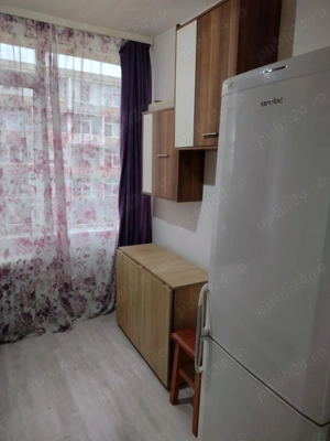 Cameră de închiriat în Tractorul - imagine 2