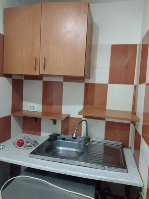 Cameră de închiriat în Tractorul - imagine 4