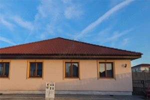 Duplex pe parter - mansarda amenajata - zona buna