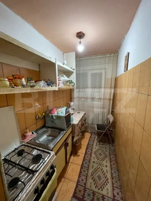Apartament 3 camere, 52.50 mp, zona Cornitoiu  - imagine 3