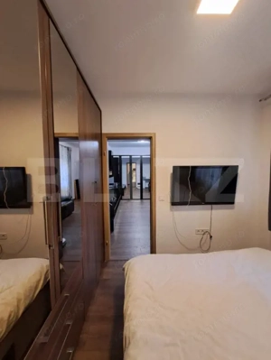 Apartament confortabil, 2 camere, zona excelenta - Tractoru - imagine 11