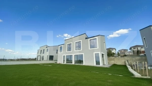 Casa pe calcan cu priveliste superba si compartimentare deosebita - imagine 12