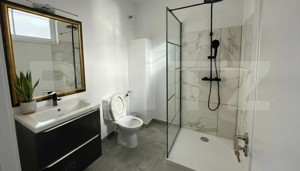 Casa pe calcan cu priveliste superba si compartimentare deosebita - imagine 6