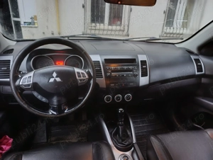 Vând Mitsubishi Outlander, 2x4 4x4 suv - imagine 11