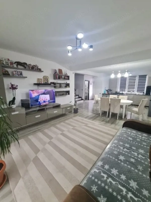 Casa tip duplex, 5 camere, 249 mp de teren, zona Terra - imagine 7