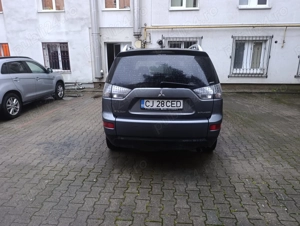 Vând Mitsubishi Outlander, 2x4 4x4 suv - imagine 9