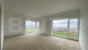 Casa pe calcan cu priveliste deschisa si compartimentare deosebita. - imagine 4