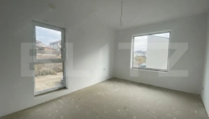 Casa pe calcan cu priveliste deschisa si compartimentare deosebita. - imagine 11