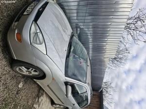 Vand ford focus 1.8 sau schimb cu vițeauă - imagine 2