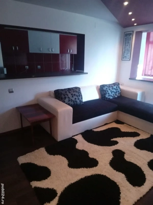 Închiriez apartament cu 2 camere Bulevardul Independenței lângă salon Ramona piața 1 Mai bloc 