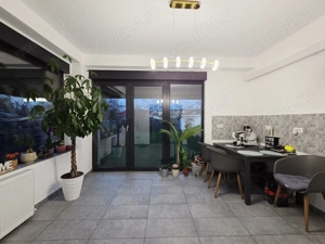 Proprietate modern finisata mobilata si utilata situata in oras - imagine 14