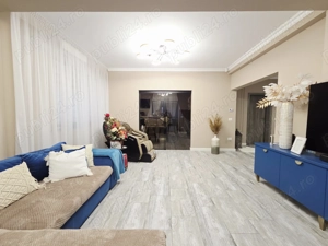 Proprietate modern finisata mobilata si utilata situata in oras - imagine 6