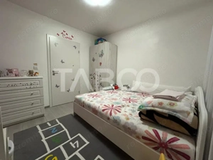 Apartament decomandat 2 camere 56 mpu renovat zona Brana Selimbar  - imagine 2