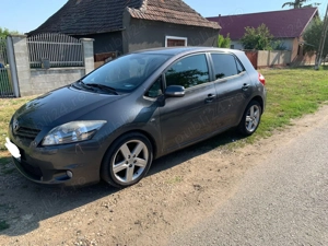 Vand Toyota Auris