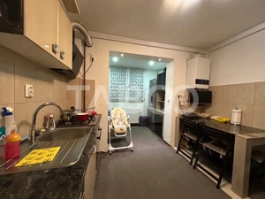 Apartament decomandat 2 camere 56 mpu renovat zona Brana Selimbar  - imagine 5